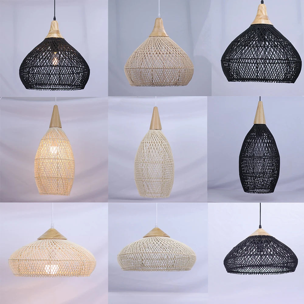 Suspension en rotin noir ou beige coiffée de bois, onze modèles