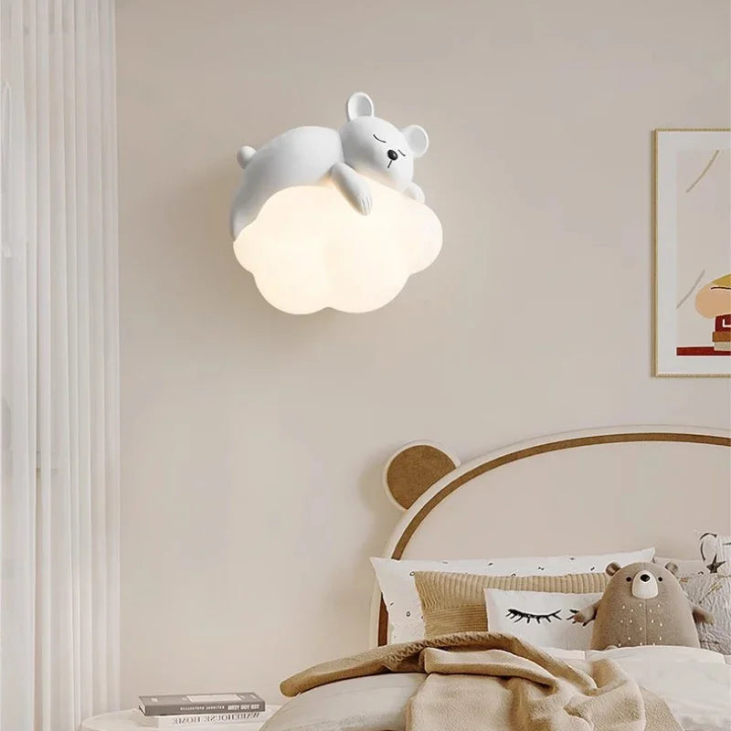 Une veilleuse murale qui accompagne le coucher