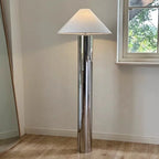 Lampadaire fût chromé et abat-jour conique en tissu blanc, 146 cm
