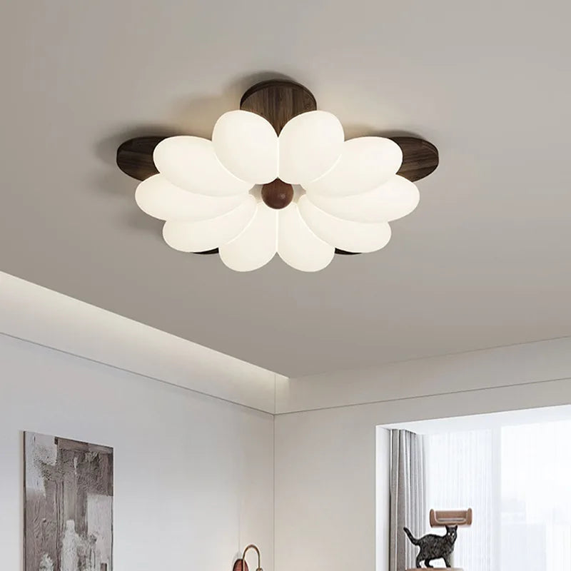 Plafonnier fleur en bois massif et pétales opalins, LED trois teintes