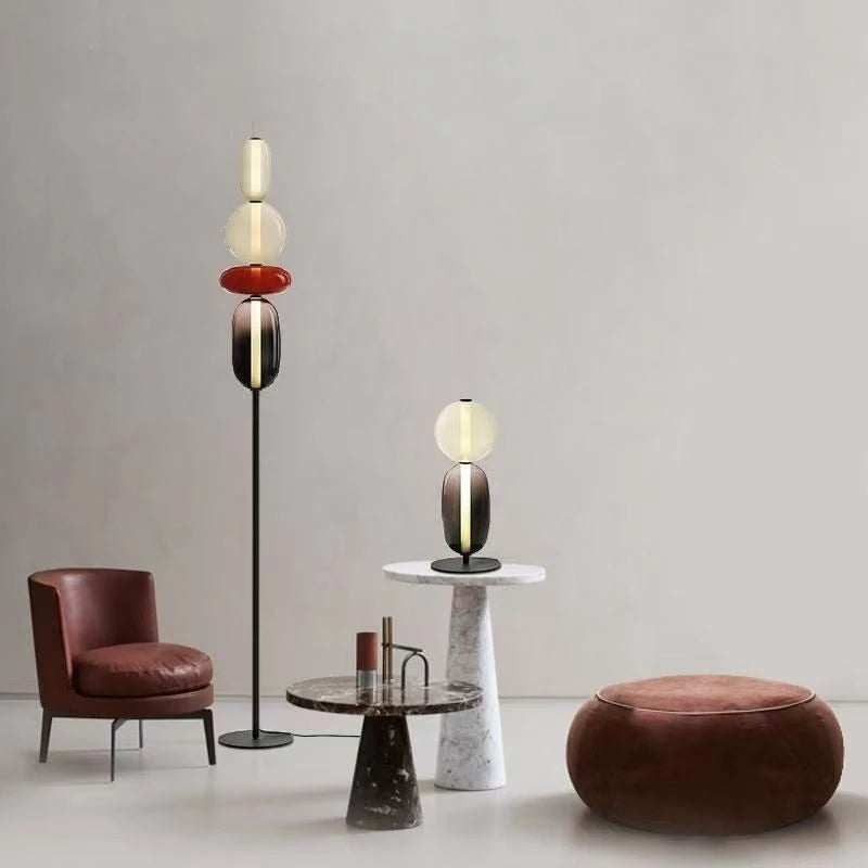 Lampadaire à globes de verre coloré empilés, ampoules LED fournies