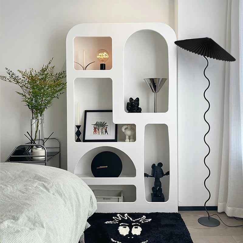 Lampadaire noir à tige ondulée et abat-jour plissé, 150 cm