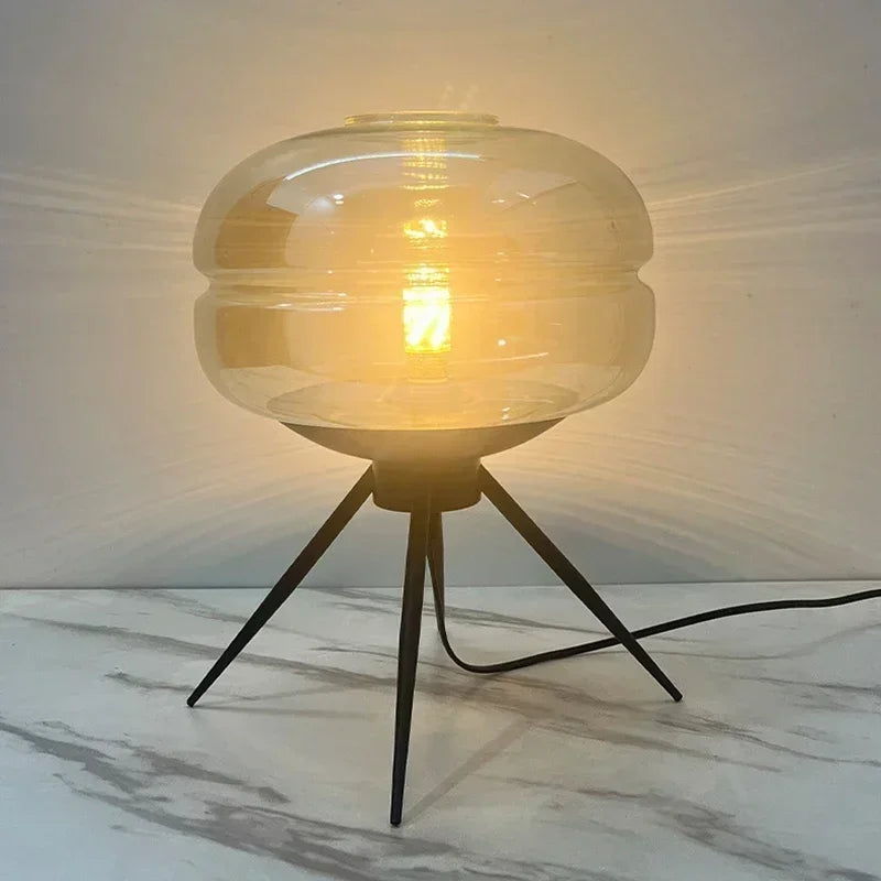 Lampe à poser en verre fumé ou cognac sur piétement noir, 37 cm