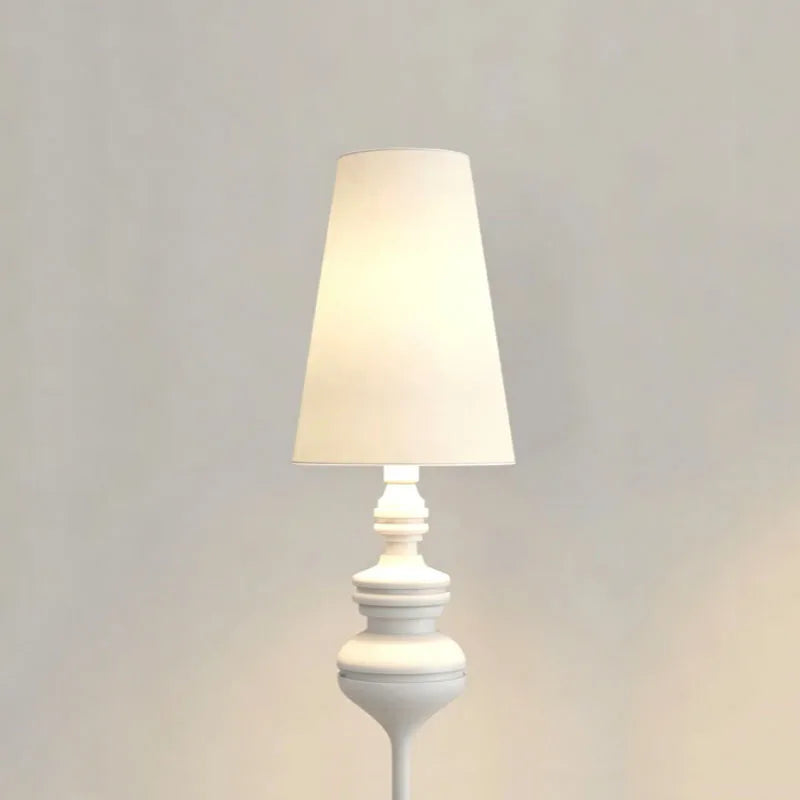 Lampadaire à pied tourné, abat-jour conique en tissu, noir ou blanc