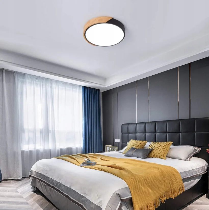 Plafonnier LED noir et bois Ø 30 cm, 24 W ou 43 W à télécommande