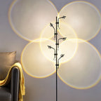 Lampadaire LED à têtes orientables projetant des halos de lumière