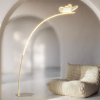 Lampadaire arc doré LED surmonté d'un papillon en acrylique