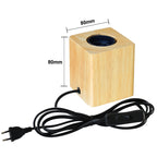 Lampe de chevet cube en bois clair, douille E27 pour ampoule apparente