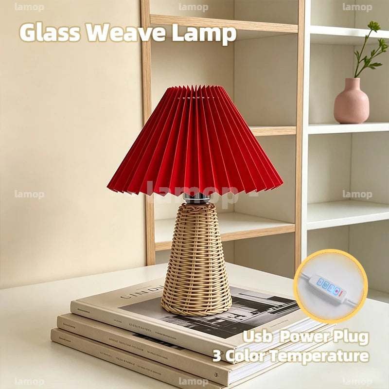 Lampe de chevet rétro en rotin, abat-jour accordéon et pied cône
