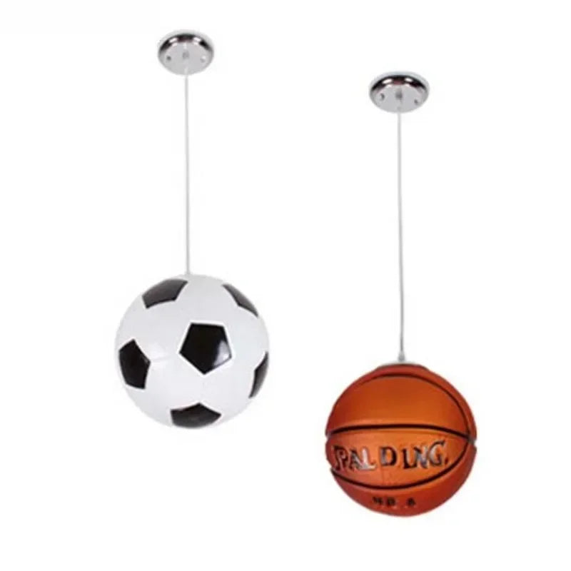 Suspension ballon de foot ou de basket en verre, chambre d'enfant