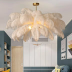 Lustre plumes d'autruche blanches Ø 65 à 80 cm, tige dorée, LED