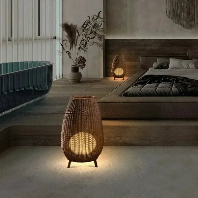 Lampadaire en rotin tressé en forme d'œuf, lampes à poser assorties