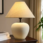 Lampe de chevet en céramique texturée, abat-jour conique en tissu