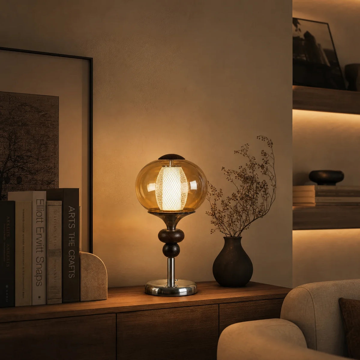 Une lampe de lecture élégante pour bureau et salon