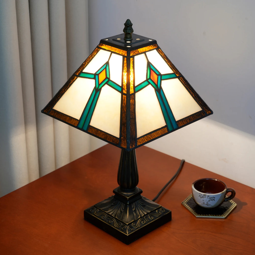 Lampe de table style Mission en vitrail, abat-jour pyramidal 28 cm