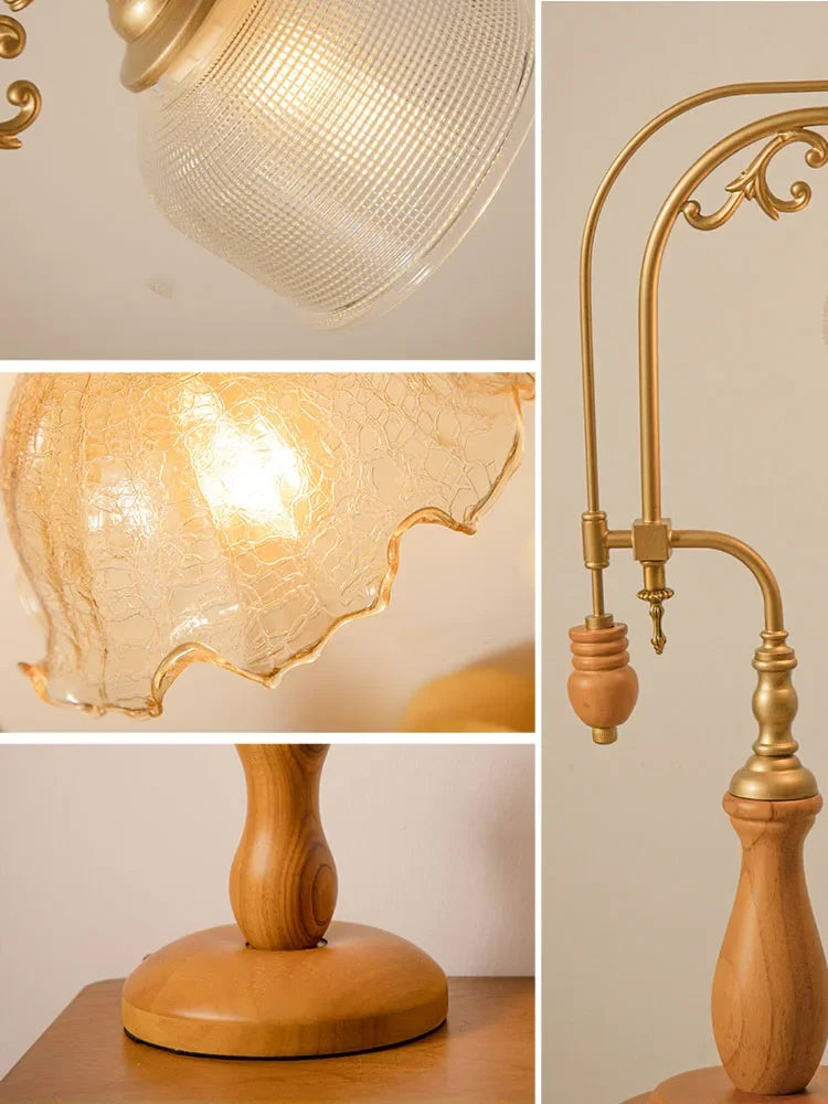 Lampe de bureau rétro col de cygne doré, pied en bois et verre E27