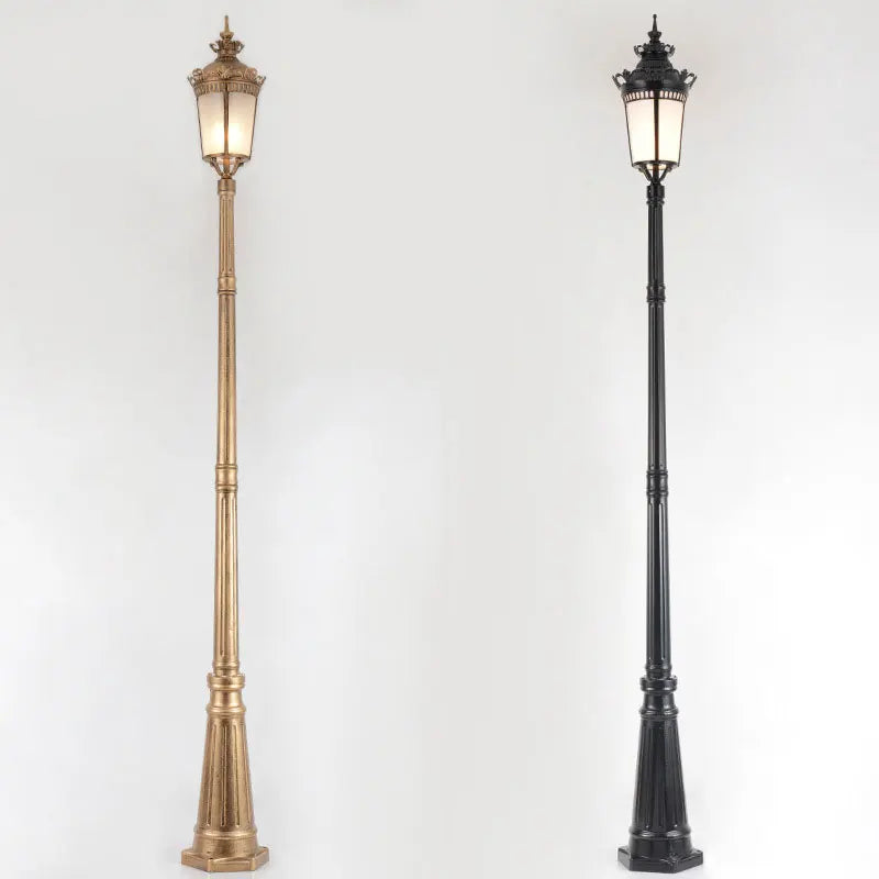 Lampadaire extérieur à l'ancienne en aluminium, 175 ou 220 cm