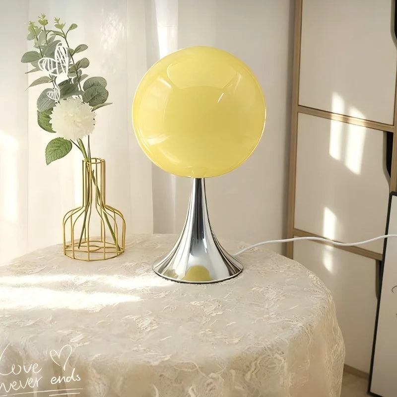 Lampe boule en verre opalin sur pied chromé, tactile, 26 cm