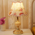 Lampe de chevet rétro, abat-jour festonné en tissu et pied doré, 42 cm