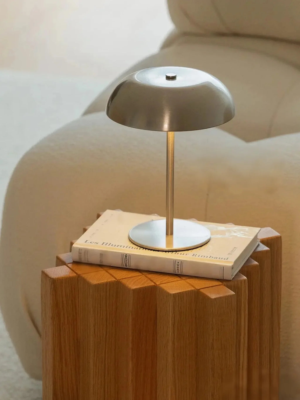 Lampe de table sans fil à chapeau dôme, cinq finitions laquées