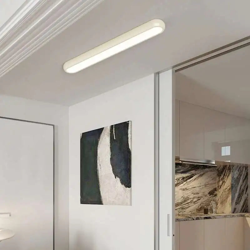Plafonnier LED linéaire effet noyer, noir ou blanc, 30 à 120 cm