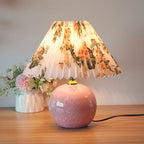 Lampe de chevet en céramique vert profond, abat-jour plissé