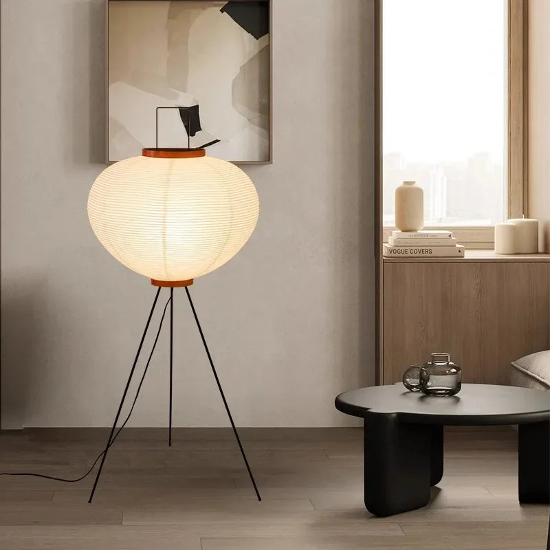 Lampadaire lanterne en papier de riz sur trépied, trois hauteurs