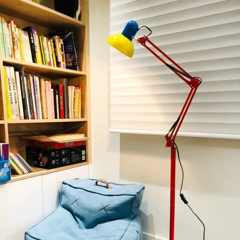 Lampadaire d'architecte à bras articulé, coloris vifs ou Memphis