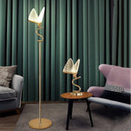 Lampadaire papillon en acrylique et tige dorée, LED, 156 cm