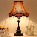 Lampe de chevet rétro en fer laqué noir ou blanc, abat-jour ondulé