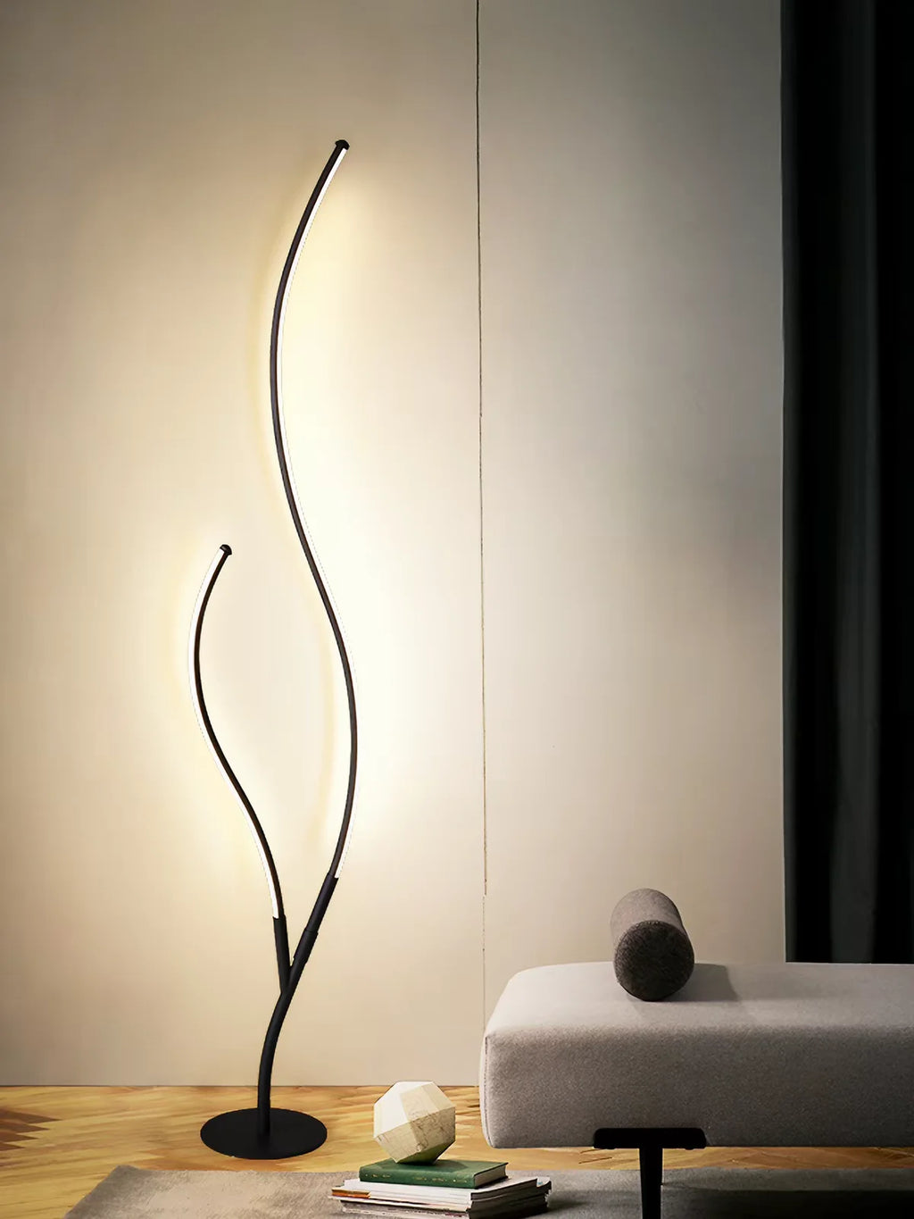 Lampadaire LED sculpture à deux tiges lumineuses ondulées, 145 cm