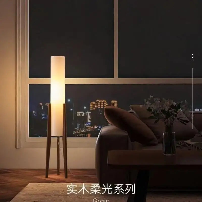 Lampadaire trépied en bois et colonne lumineuse