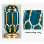 Lampe à poser en céramique vert émeraude et or, abat-jour plissé