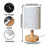 Lampe de table effet bois clair, abat-jour à traits obliques, USB