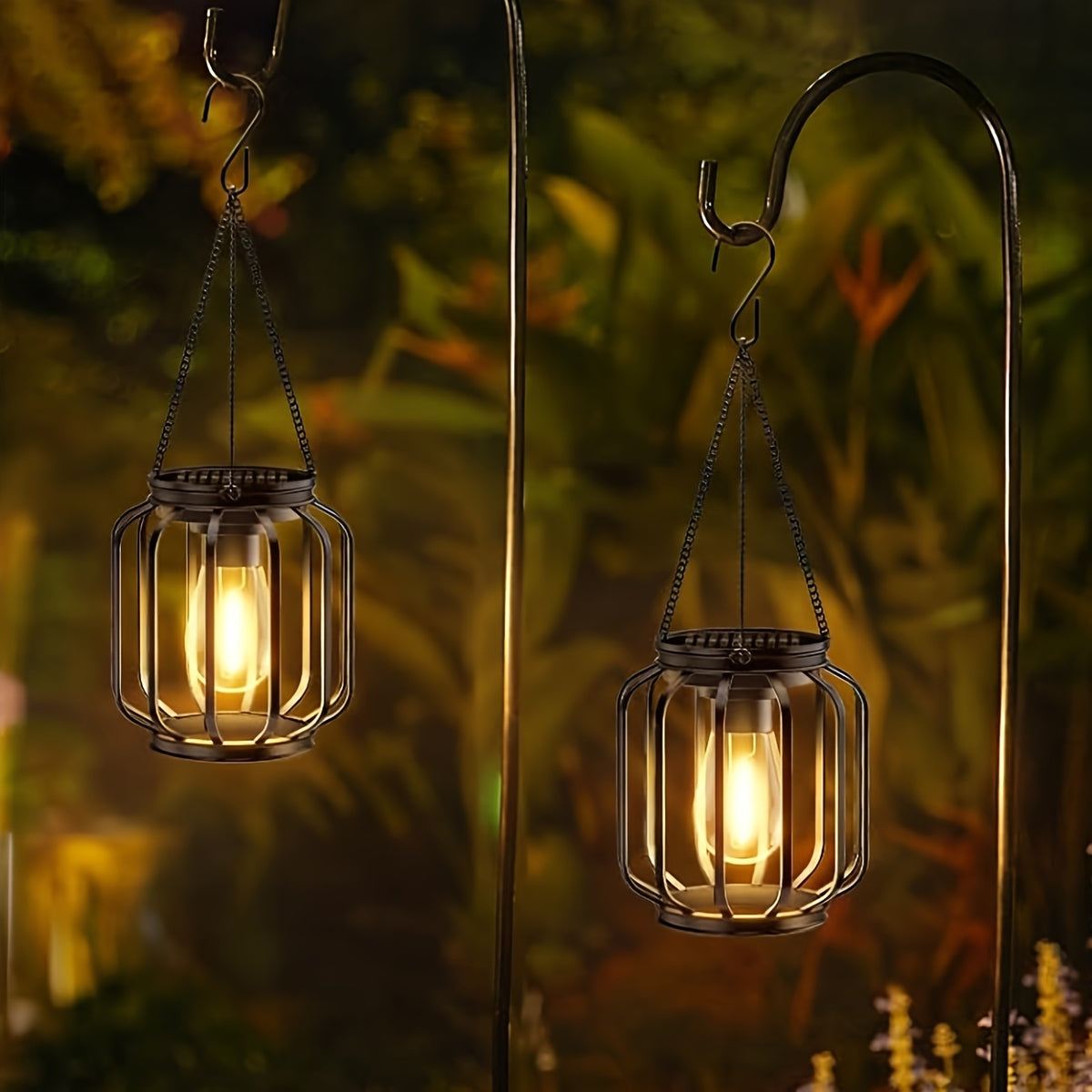 Suspension solaire extérieure cage noire et ampoule filament
