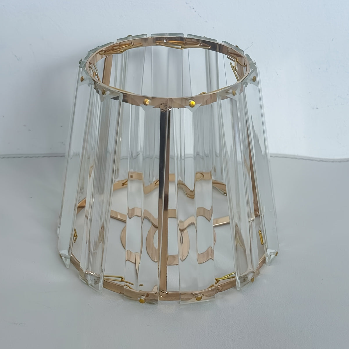 Petit abat-jour en prismes de cristal sur armature noire, Ø 12 cm