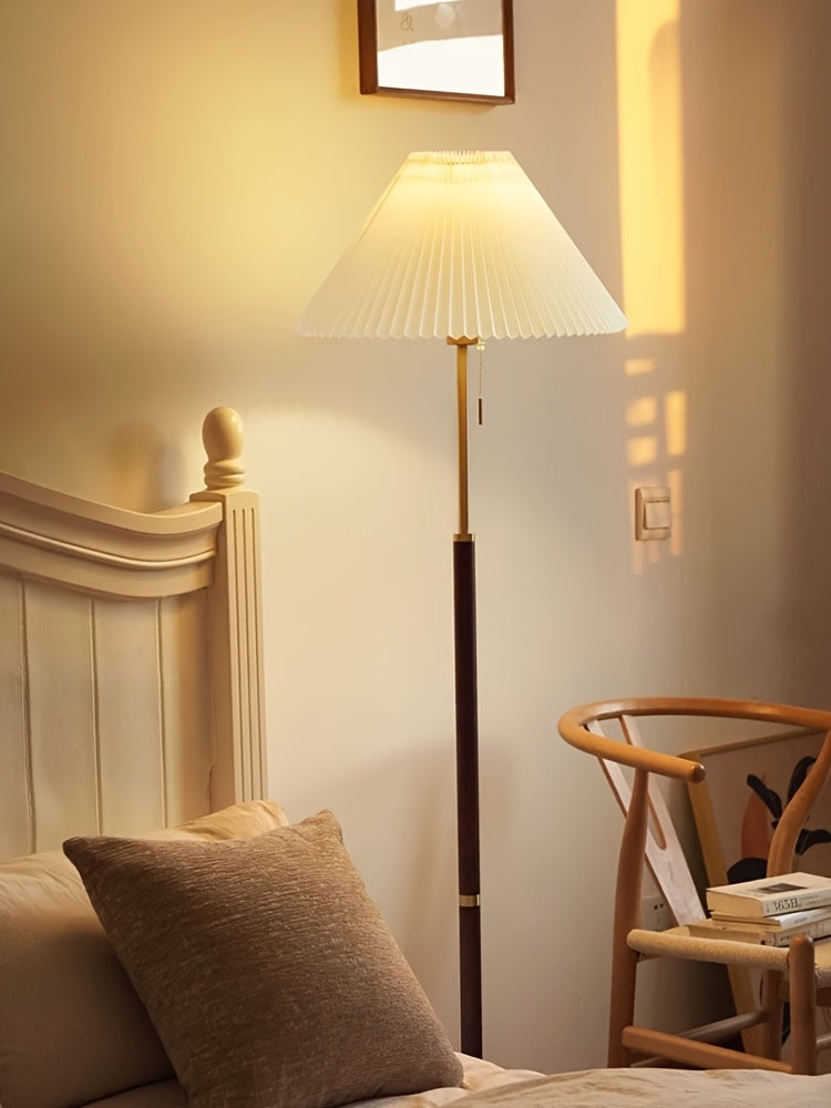 Lampe sur pied à abat-jour plissé crème et chaînette dorée, 160 cm