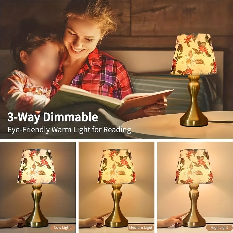 Lampe de chevet rétro à abat-jour fleuri et pied doré balustre