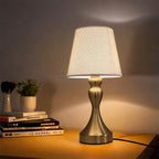 Lampe de chevet dorée, abat-jour conique aspect lin, câble USB