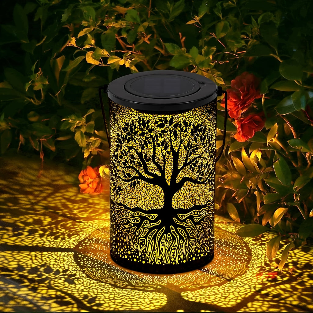 Lanterne solaire cylindre en métal ajouré, motif arbre de vie