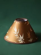 Abat-jour conique ocre à feuilles de bambou dorées, Ø 25 cm