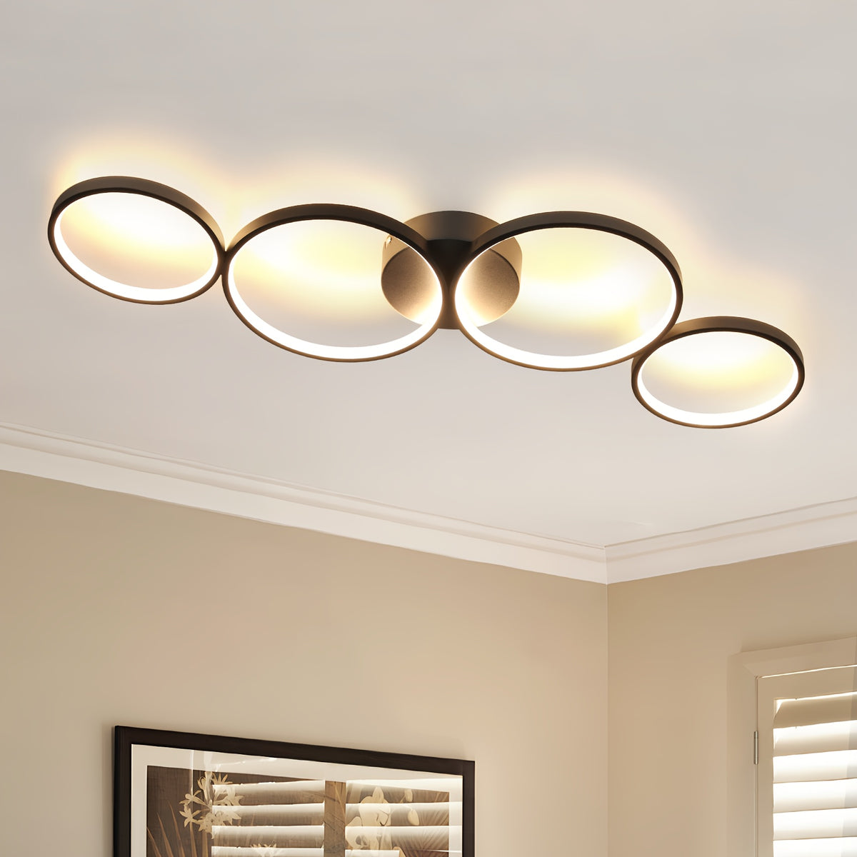 Quatre cercles de lumière du salon à la chambre