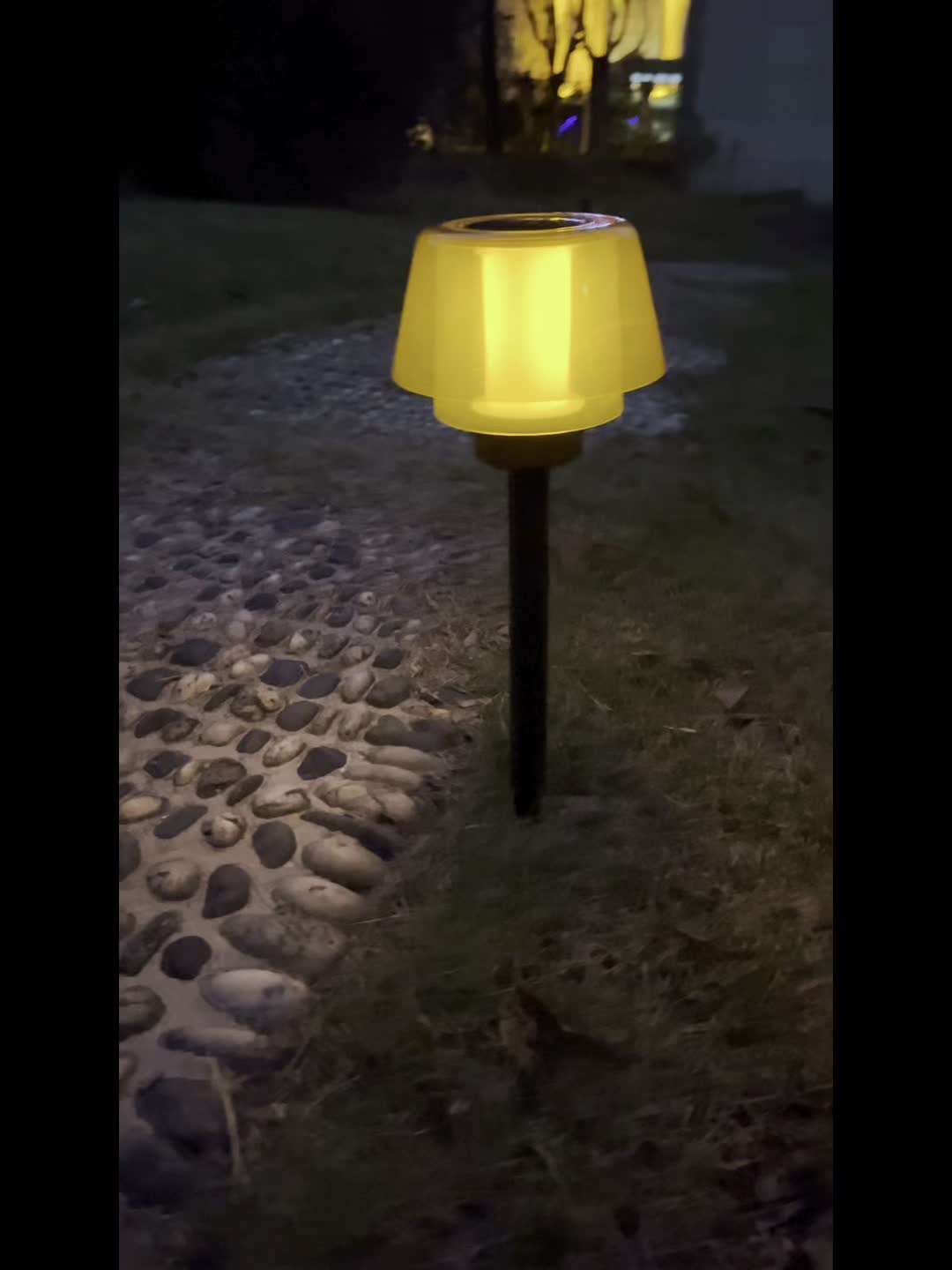 Lampe solaire 2 en 1 de table ou à piquer, effet flamme, IP44