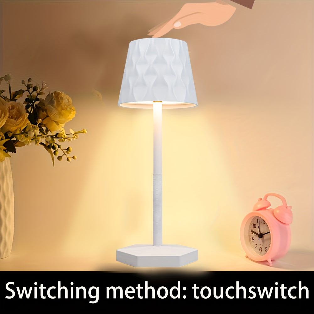 Lampe de bureau LED rose sans fil, abat-jour facetté en relief