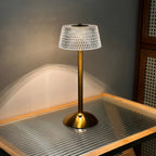 Lampe de chevet sans fil dorée, abat-jour taillé en pointes de diamant