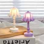 Mini lampe de table 14 cm à piles, abat-jour cloche, lotus ou pagode