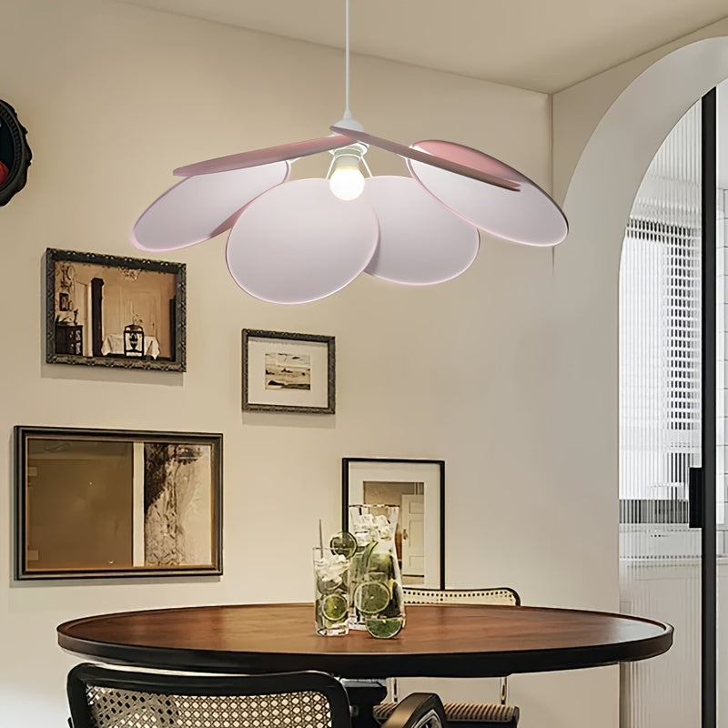 Suspension fleur à larges pétales rose poudré, Ø 60 cm, douille E27