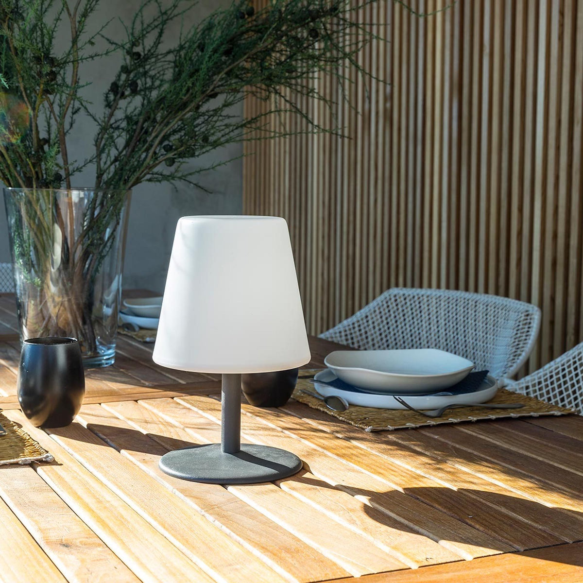 Lampe de table d'extérieur sans fil en aluminium, sept modèles