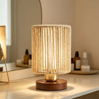 Lampe de chevet en corde torsadée verticale, socle en bois foncé