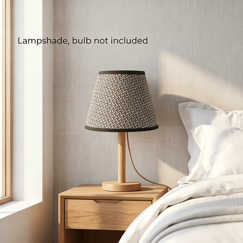 Une chambre graphique aux deux lampes jumelles